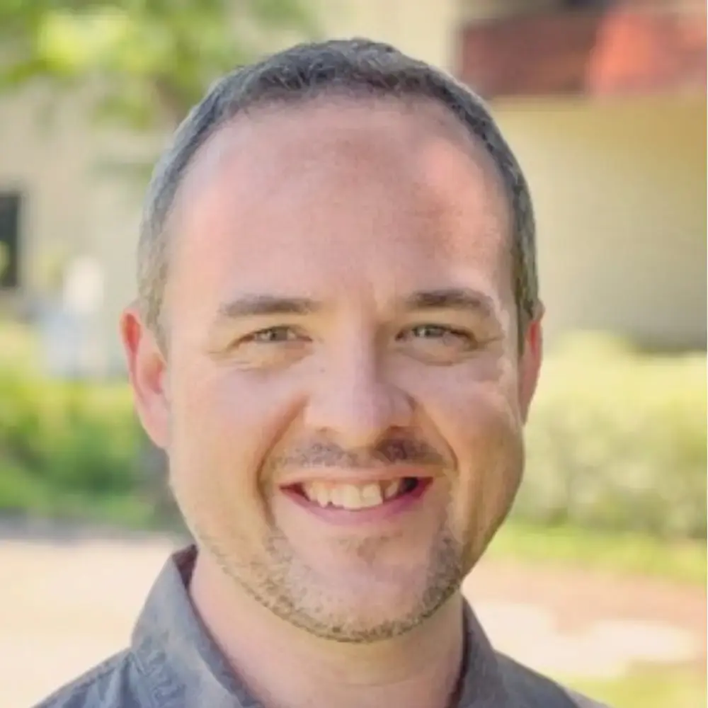 Jason Magers headshot