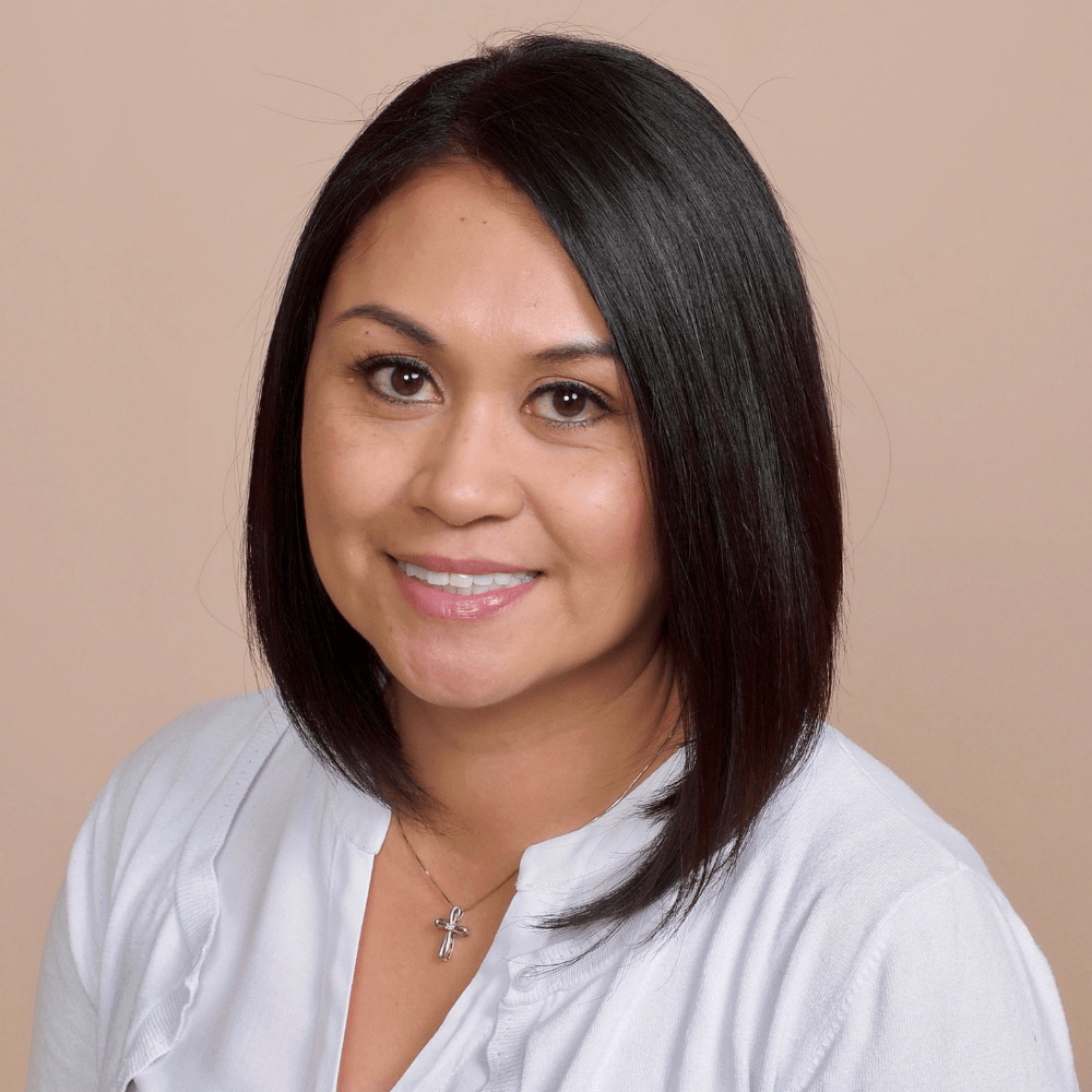 Jenn Domingo headshot