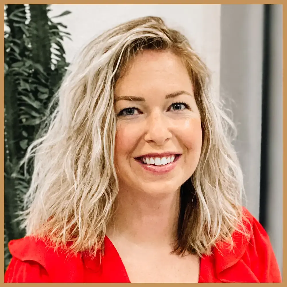 Samantha Geaney headshot