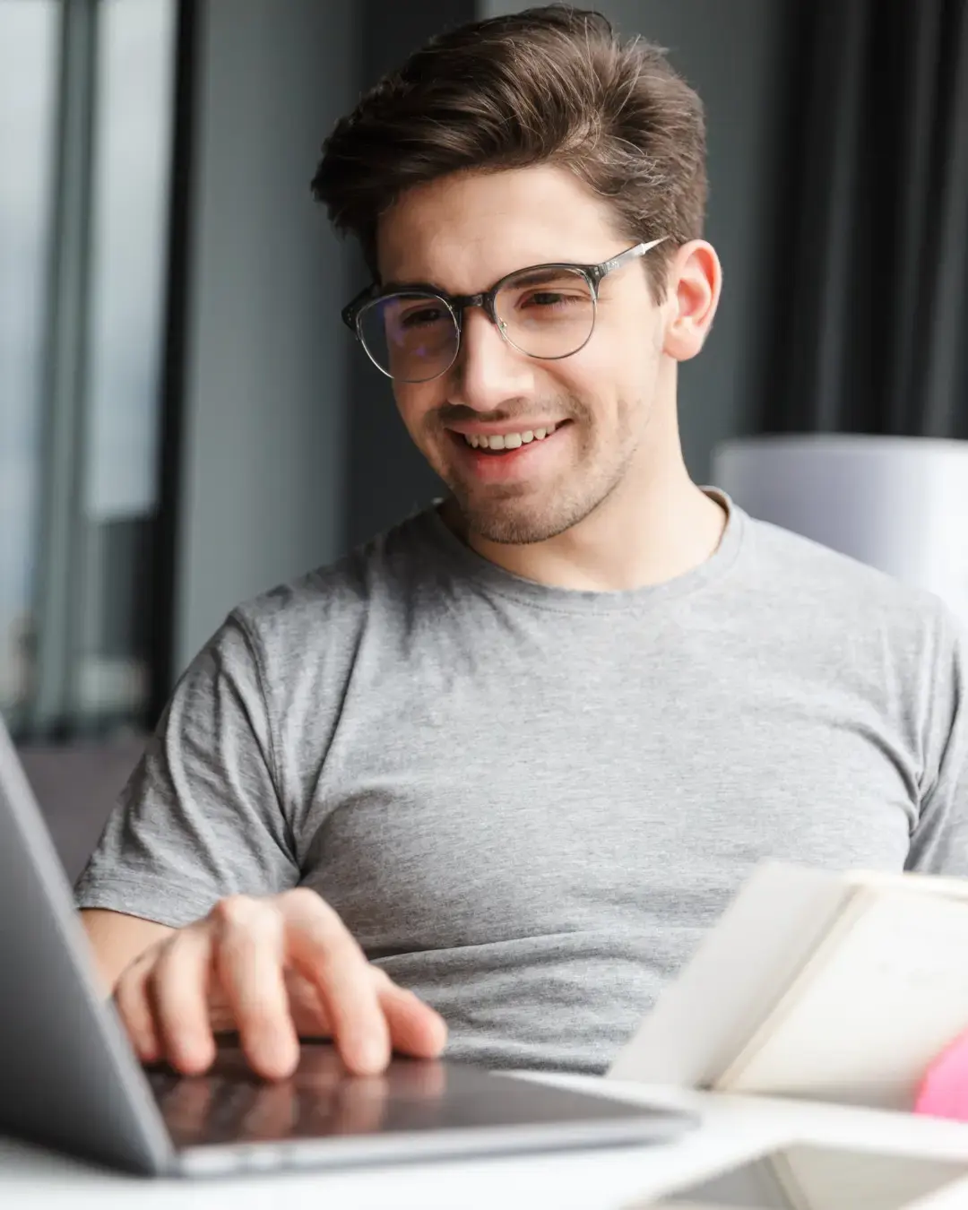 Landing Page. Training Image